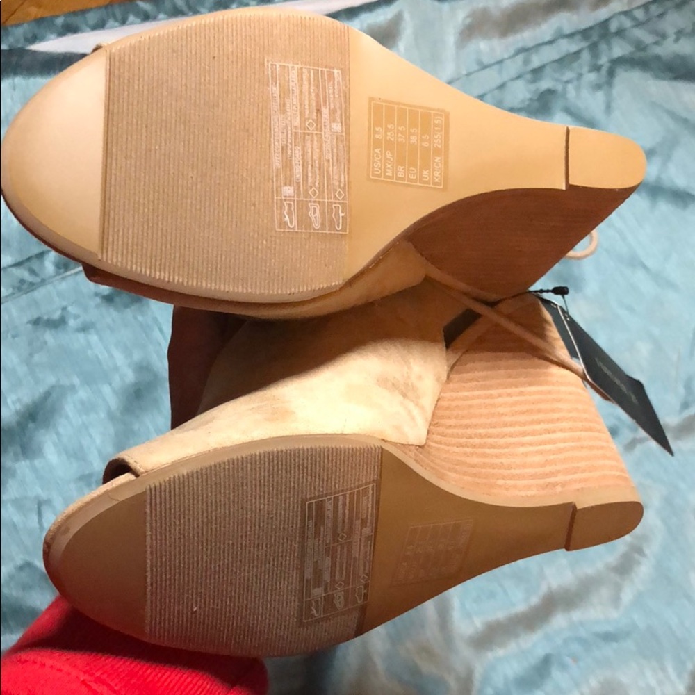 Wedge booties - Picture 3 of 5